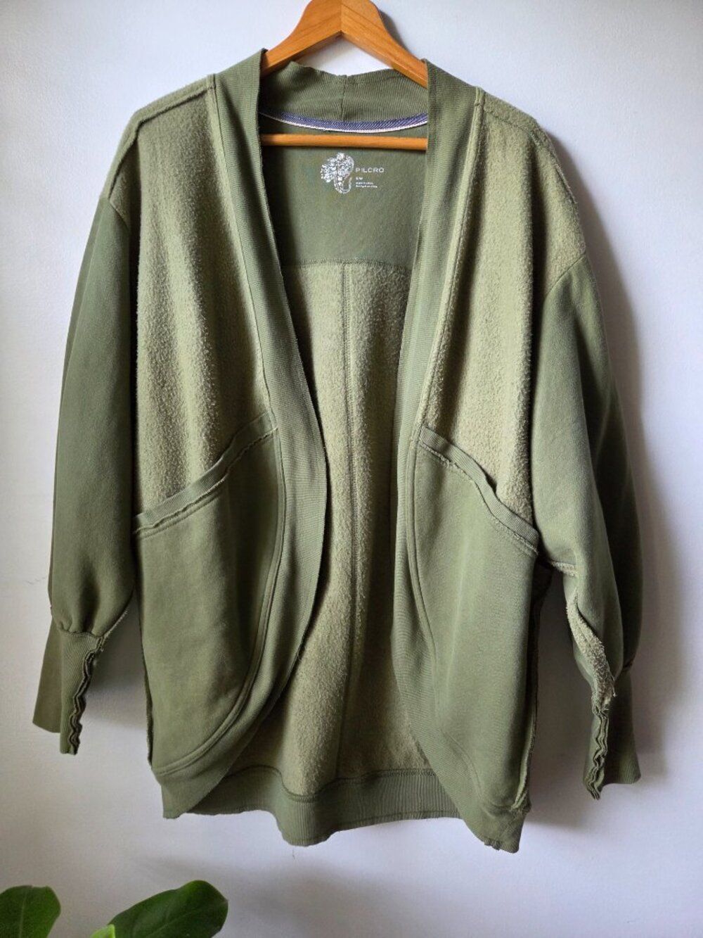 EUC PILCRO ANTRHOPOLOGIE OLIVE GREEN COCOON STYLE SWEATER CARDIGAN SIZE S/M